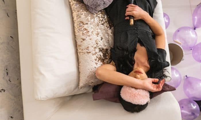 woman is type of drunk who passes out on couch with eyes covered