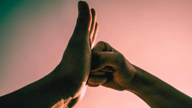How To Put A Manipulator In Their Place (And Take Back Power)