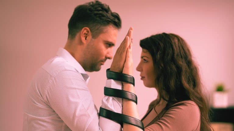 Love Bombing vs. Infatuation – How To Spot The Difference