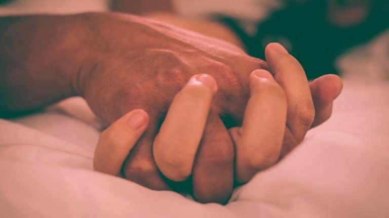 Codependency vs Love: How To Tell The Difference